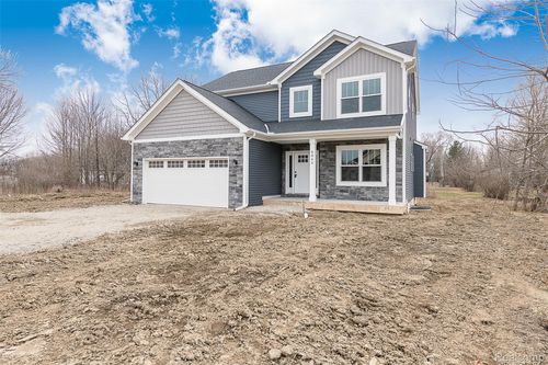 1148 Brendan Bay Dr, Grand Blanc, MI, 48439-3459 | Card Image