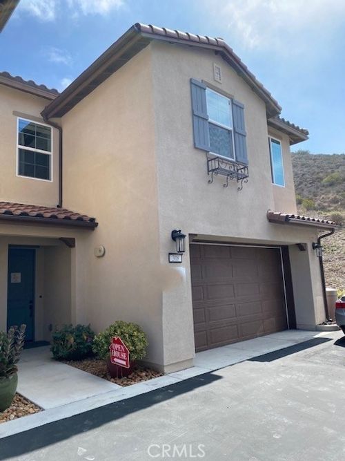 308 Fraser Pt, Camarillo, CA, 93012-8974 | Card Image