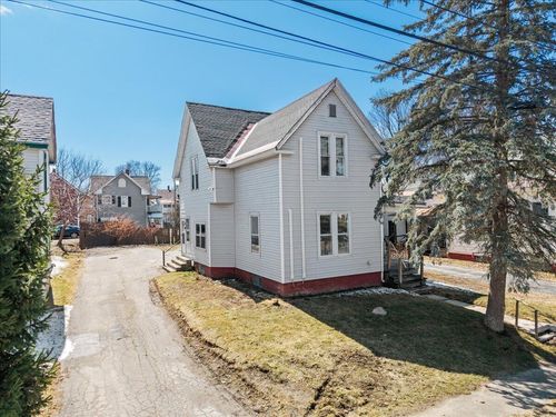 22 Ash Street, Waterville, ME, 04901 | Card Image