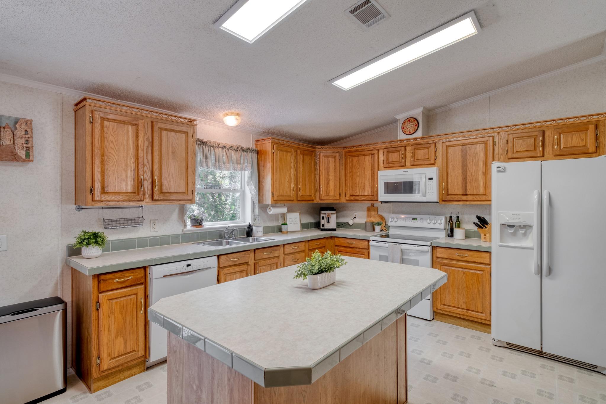 Residential in Cedar Creek 3