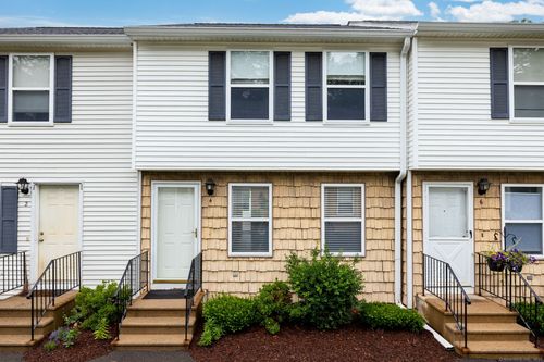 4-4 Larkspur Ln, Glastonbury, CT, 06033-4301 | Card Image