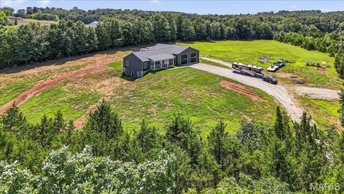 240 Hamilton Creek Dr, Union, MO, 63084-3915 | Card Image