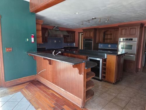 175 Old Turnpike Rd, Nottingham, NH, 03290-6002 | Card Image