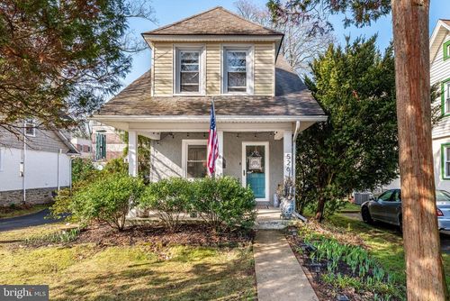 526 Dudley Ave, NARBERTH, PA, 19072-1711 | Card Image