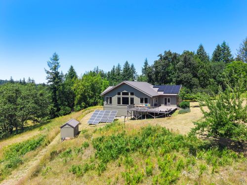8015 Kneeland Rd, Kneeland, CA, 95549-9081 | Card Image