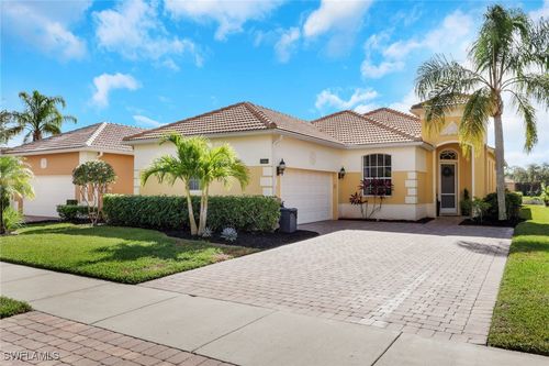 15464 Cortona Way, NAPLES, FL, 34120-0678 | Card Image