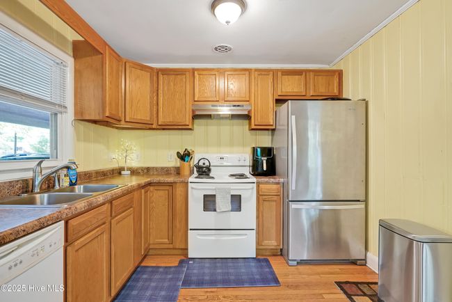 201 Rutledge Dr, House other with 3 bedrooms, 1 bathrooms and null parking in Wilmington NC | Image 9