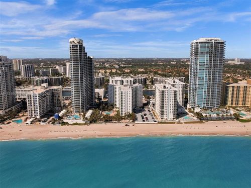1001-3001 S Ocean Dr, Hollywood, FL, 33019-2871 | Card Image