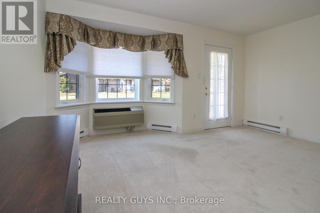 4 - 693 Whitaker St, Townhouse with 2 bedrooms, 2 bathrooms and 1 parking in Peterborough ON | Image 25