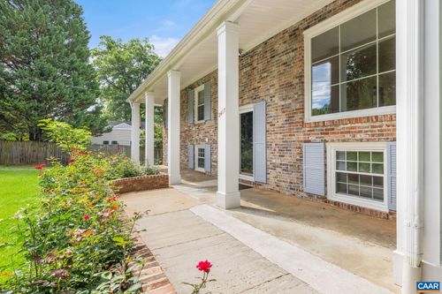 2417 Angus Rd, CHARLOTTESVILLE, VA, 22901-2643 | Card Image