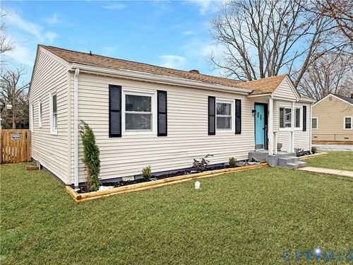 206 Randolph St, Ashland, VA, 23005-2140 | Card Image