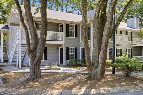 405 Natchez Trce, Sandy Springs, GA, 30350-3011 | Card Image