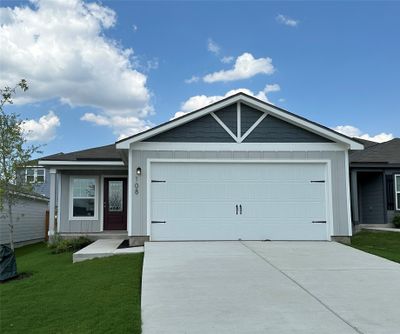 Welcome home to the three-bedroom, two-bathroom Hawthorne plan at Cool Water at Sonterra! An inviting front porch welcomes you inside to discover all that this impressive home has to offer. You’ll find upgrades such as WI-Fi enabled garage door opener with ability to link to Amazon Key, programmable thermostat and blinds at front window. | Image 1