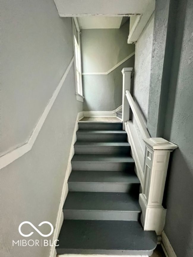 APT-2 - 4224 Unit 2 E Washington St, House other with 2 bedrooms, 1 bathrooms and null parking in Indianapolis IN | Image 4