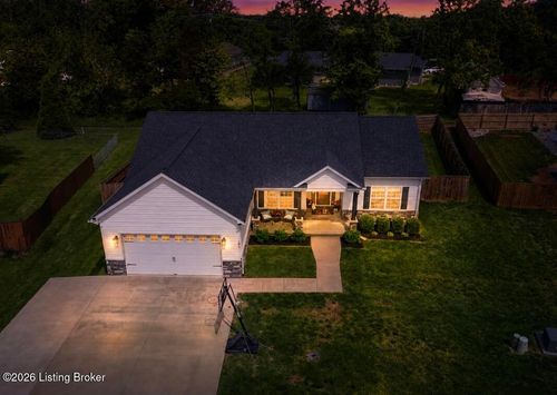 203 Emmaus Cir, Elizabethtown, KY, 42701-4415 | Card Image
