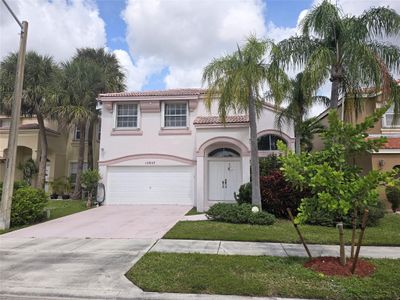 15857 Nw 4th Ct, House other with 3 bedrooms, 3 bathrooms and null parking in Pembroke Pines FL | Image 1