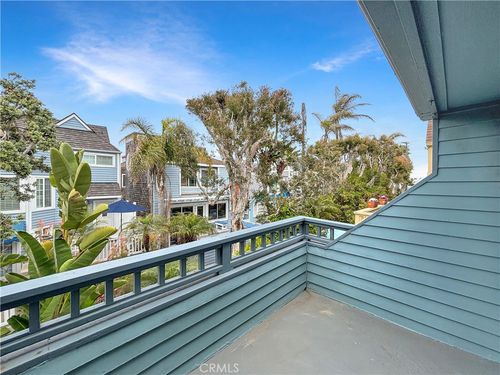 apt-b-801 Nantasket Ct, San Diego, CA, 92109-7464 | Card Image