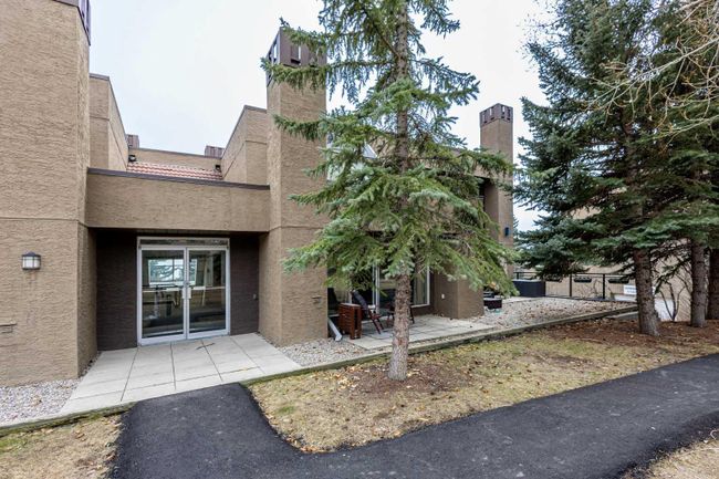 9 - 211 Village Terrace Sw, Home with 2 bedrooms, 1 bathrooms and 1 parking in Calgary AB | Image 29