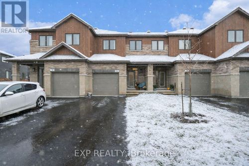 93 Richelieu St, Embrun, ON, K0A1W0 | Card Image