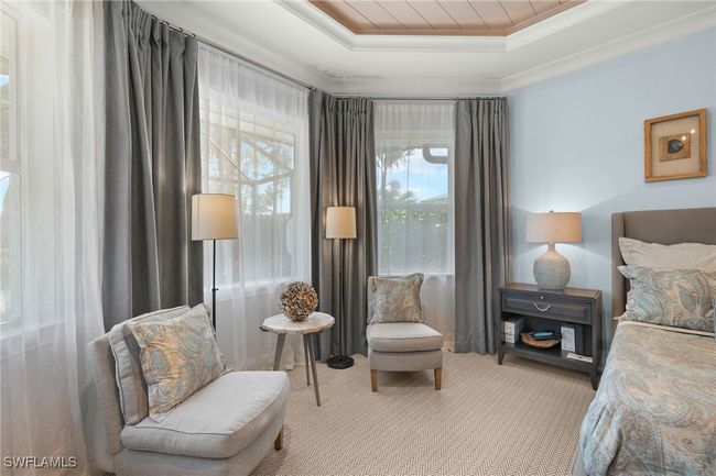 Primary Bedroom Sitting Area | Image 21