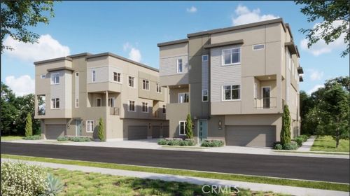 7248 Aura Cir, Huntington Beach, CA, 92647-8686 | Card Image