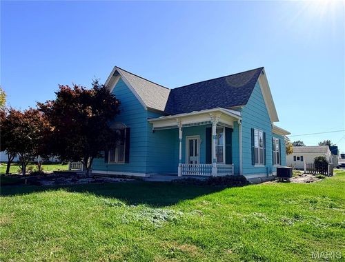 400 E Main St, Perry, MO, 63462-1117 | Card Image