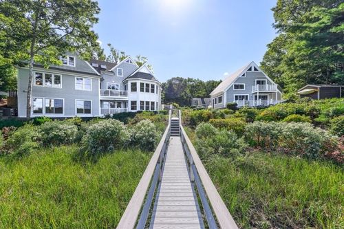 80 & 86 Summersea Rd, Mashpee, MA, 02649-3833 | Card Image