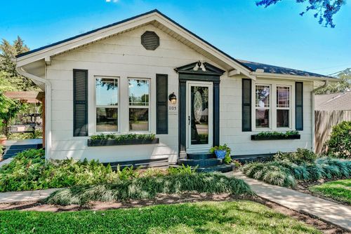 1105 Llano St, Port Neches, TX, 77651-2819 | Card Image