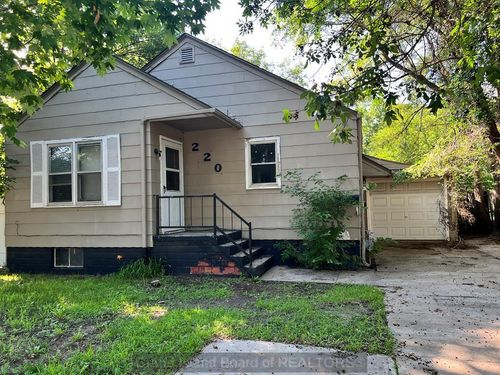 220 W Phoenix Ave, Grand Island, NE, 68801 | Card Image