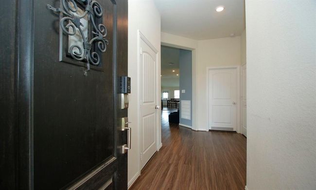 20202 Creekdale Bend Dr, House other with 3 bedrooms, 2 bathrooms and 2 parking in Cypress TX | Image 7