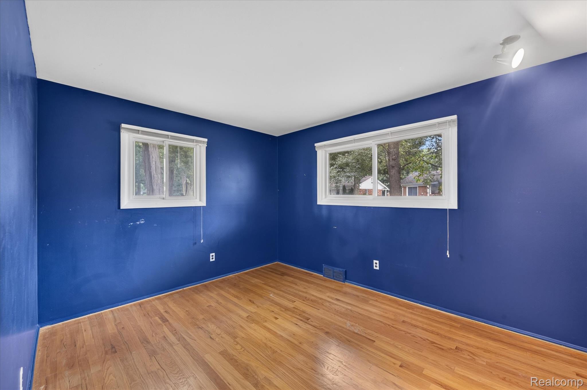 Residential in Livonia 4