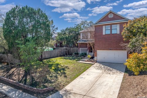 15831 Walnut Creek Dr, San Antonio, TX, 78247-5589 | Card Image