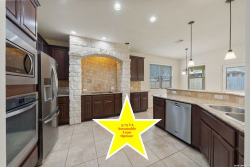 2118 Pecan Hvn, New Braunfels, TX, 78130-2769 | Card Image