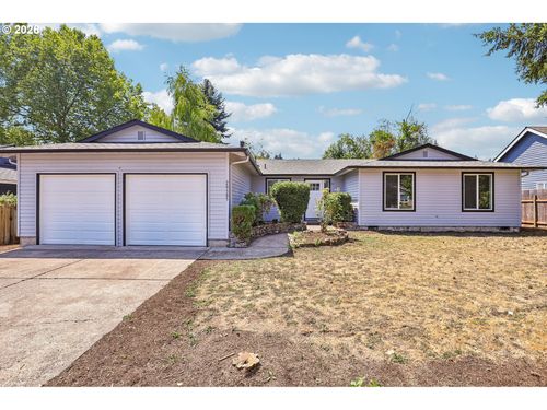 20305 Sw 70th Ave, Tualatin, OR, 97062-9215 | Card Image