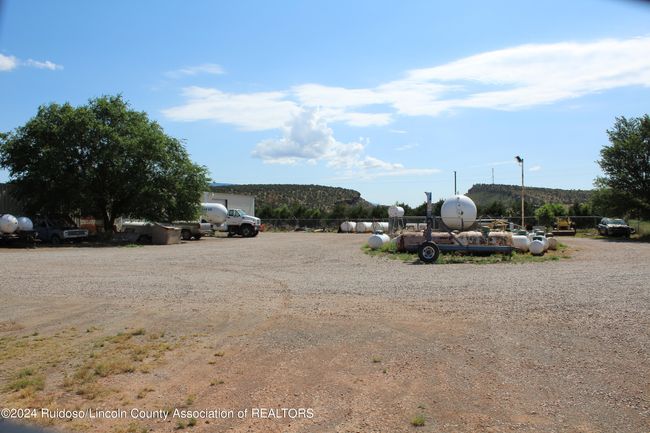 303 Smokey Bear Blvd, Home with 0 bedrooms, 1 bathrooms and null parking in Capitan NM | Image 7