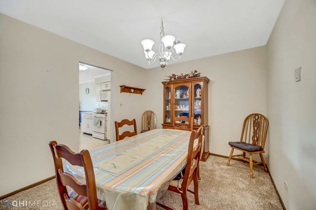 APT-101C - 1450 N Elmhurst Rd, Home with 3 bedrooms, 2 bathrooms and 1 parking in Mount Prospect IL | Image 6