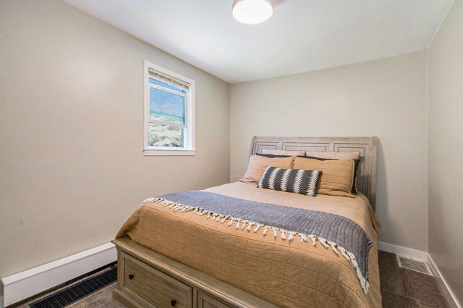 8041 Donovan Rd, House other with 3 bedrooms, 2 bathrooms and null parking in Dexter MI | Image 17