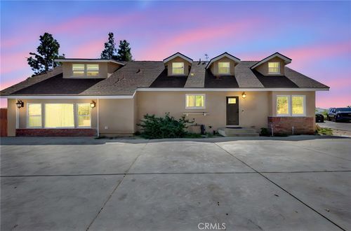 11823 Wish Ave, Granada Hills, CA, 91344-2567 | Card Image