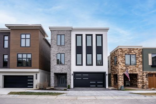 5751 Sanctuary Pl, Cincinnati, OH, 45230-7183 | Card Image