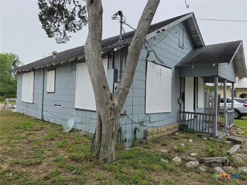 2107 N Levi St, Victoria, TX, 77901-5420 | Card Image