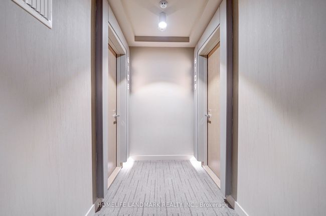 6108 - 1 Bloor St E, Condo with 2 bedrooms, 2 bathrooms and 1 parking in Toronto ON | Image 6