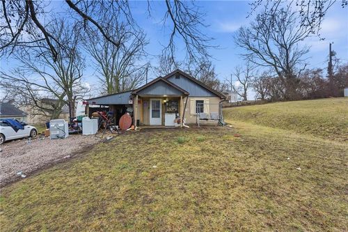 3730 Ditzler Ave, Kansas City, MO, 64133-1141 | Card Image