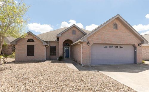 3226 Clubhouse Dr, Edinburg, TX, 78542-4755 | Card Image
