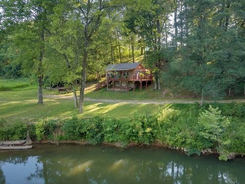 5725 Wayland Springs Rd, Iron City, TN, 38463-7606 | Card Image