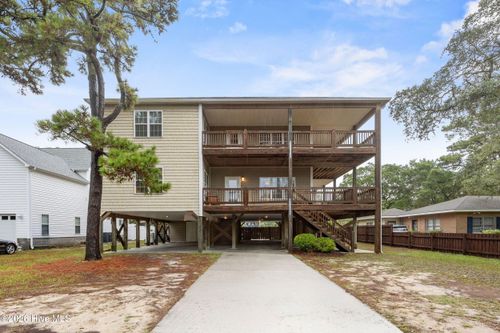 310 Trott St, Oak Island, NC, 28465-8145 | Card Image