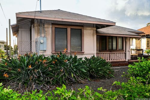 932 10th Ave, Honolulu, HI, 96816-2217 | Card Image