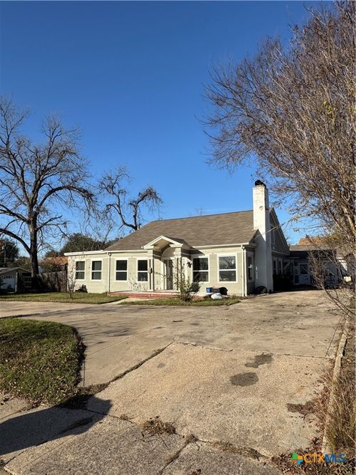 1304 N 3rd St, Temple, TX, 76501-1930 | Card Image
