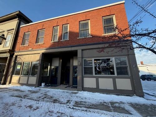 14-10-14 Exchange St, Gorham, NH, 03581-1604 | Card Image