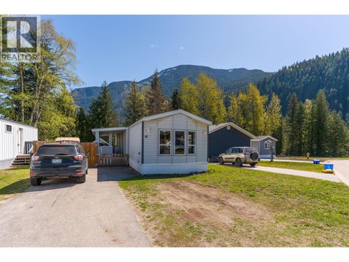 81 Johnson Way, Revelstoke, BC, V0E2S1 | Card Image