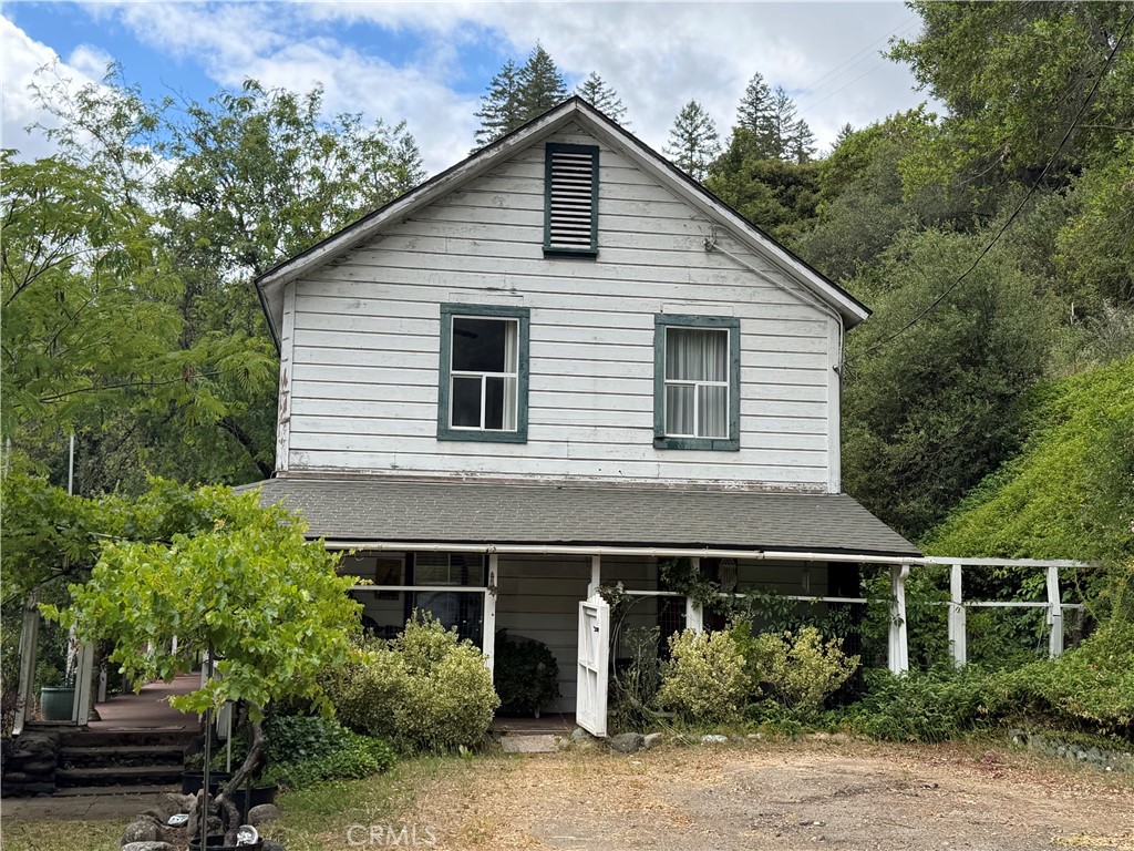 Residential in Laytonville